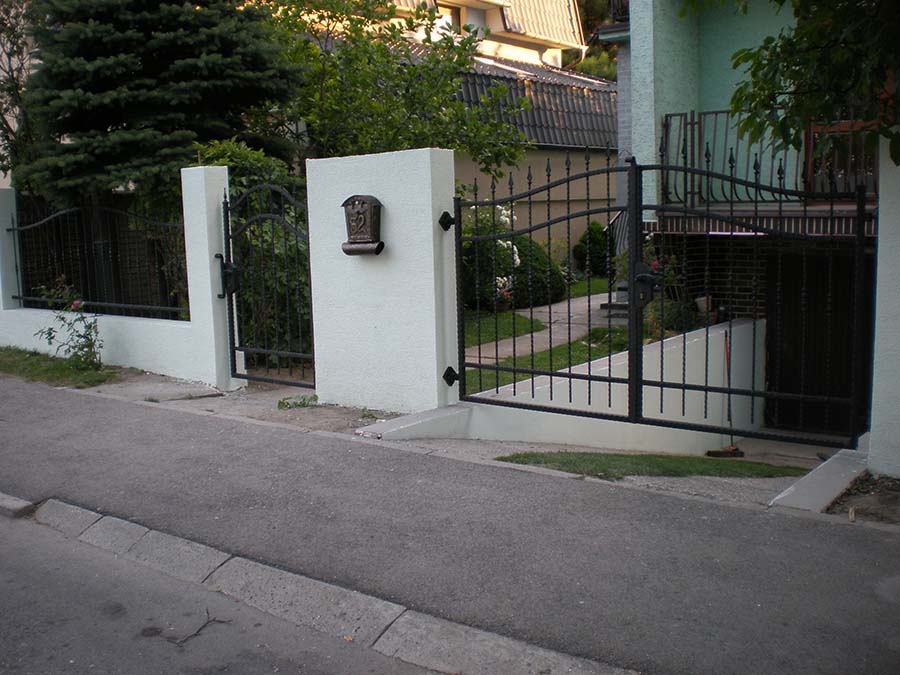 Kované výrobky a brány 8