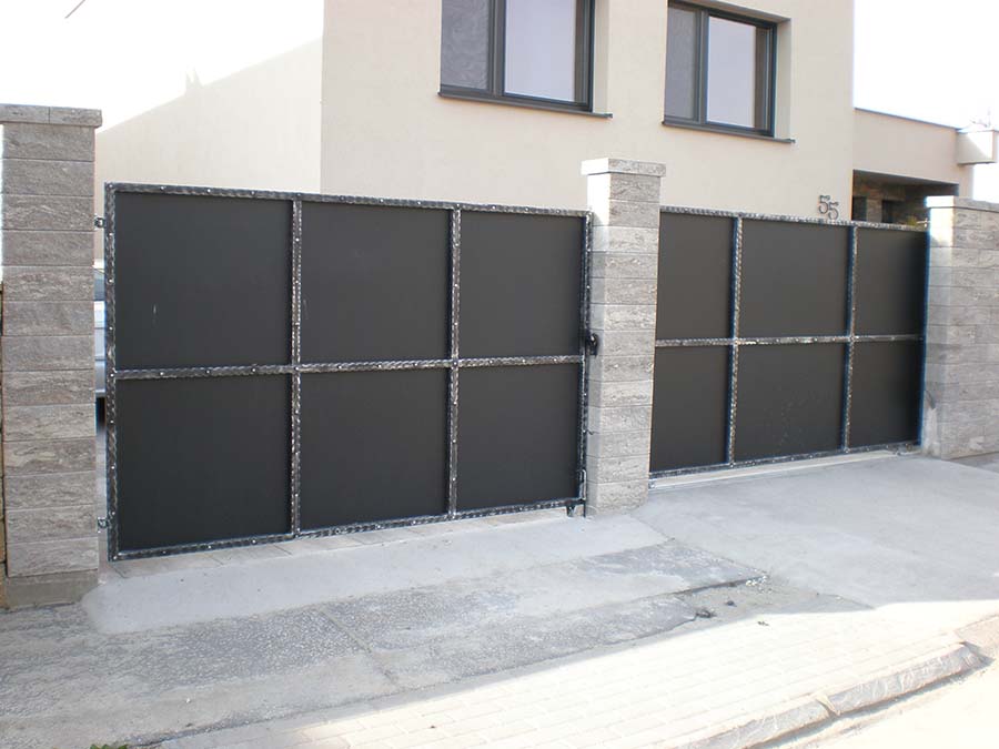 Kované výrobky a brány 15