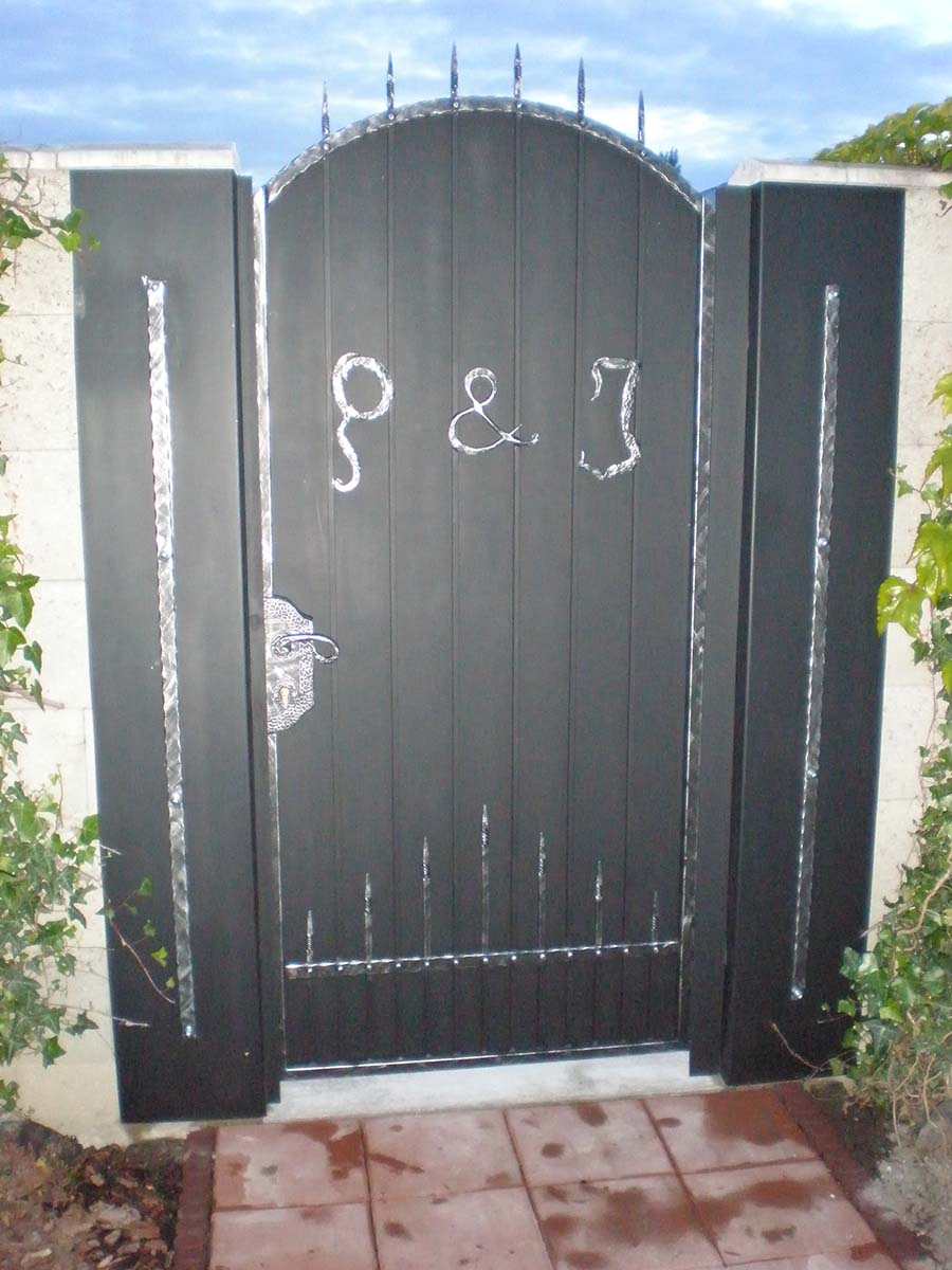 Kované výrobky a brány 16